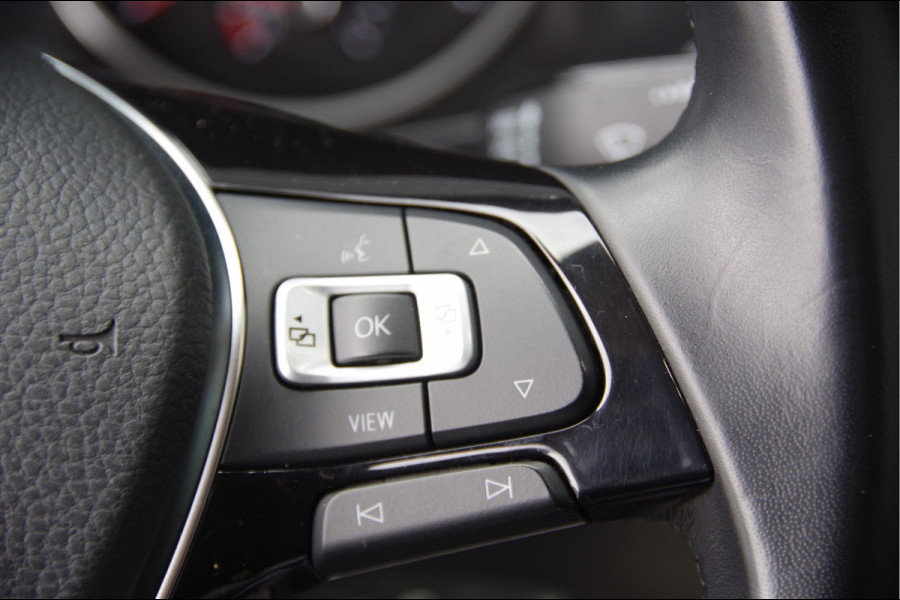 Volkswagen Crafter 35 2.0 TDI L3H3 75 EDITION 177PK AUT. LED, LEDER, TREKHAAK, ERGO ACTIVE GEVEERDE STOEL, STUURVERWARMING, STOELVERWARMING, VOORRU