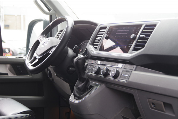 Volkswagen Crafter 35 2.0 TDI L3H3 75 EDITION 177PK AUT. LED, LEDER, TREKHAAK, ERGO ACTIVE GEVEERDE STOEL, STUURVERWARMING, STOELVERWARMING, VOORRU