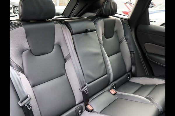 Volvo XC60 2.0 T8 Plug-in hybrid AWD Plus Bright (335kW/455PK) LUCHTV, PANO, TREKH, 21-inch LMV ** Ex VOLVO - 21k Onder NP ** ** INFORMEER OOK NAAR ONZE AANTREKKELIJKE FINANCIAL-LEASE TARIEVEN **