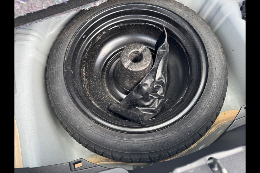 Toyota Yaris 1.5 Hybrid Design Sport 2018 AUT NAVI AIRCO NAP