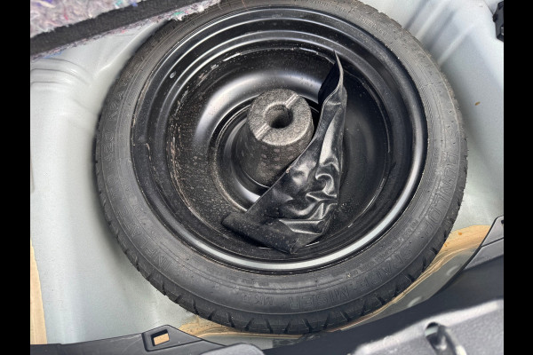 Toyota Yaris 1.5 Hybrid Design Sport 2018 AUT NAVI AIRCO NAP