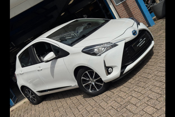 Toyota Yaris 1.5 Hybrid Design Sport 2018 AUT NAVI AIRCO NAP