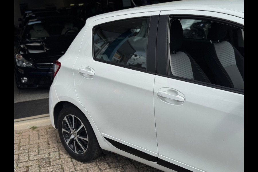 Toyota Yaris 1.5 Hybrid Design Sport 2018 AUT NAVI AIRCO NAP