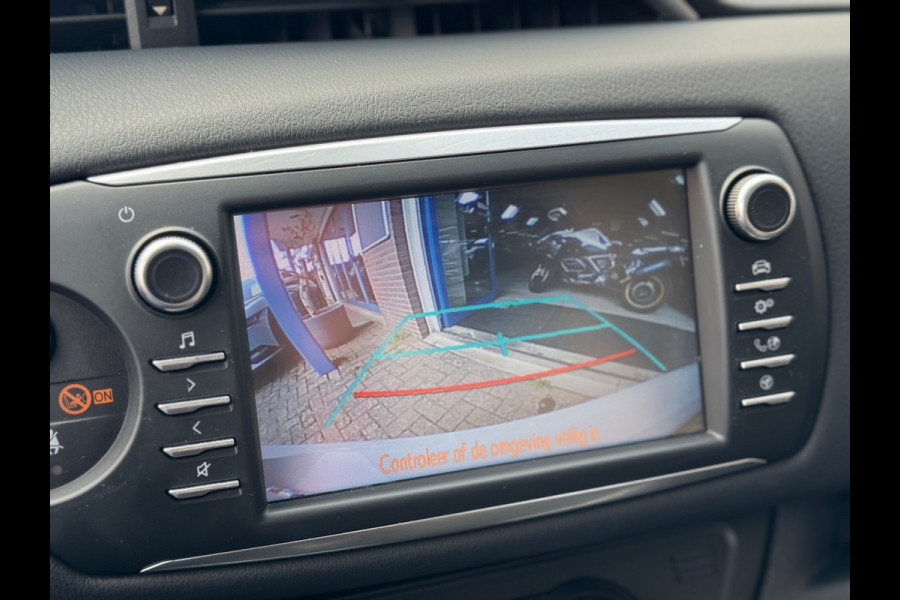 Toyota Yaris 1.5 Hybrid Design Sport 2018 AUT NAVI AIRCO NAP