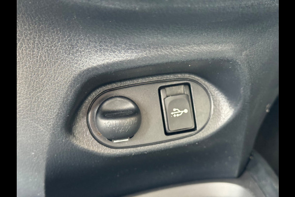 Toyota Yaris 1.5 Hybrid Design Sport 2018 AUT NAVI AIRCO NAP