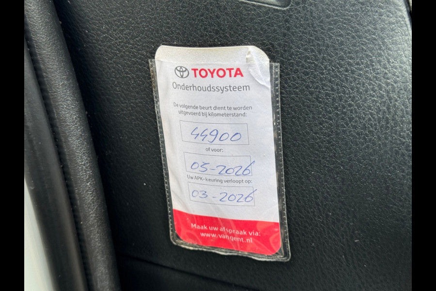 Toyota Yaris 1.5 Hybrid Design Sport 2018 AUT NAVI AIRCO NAP