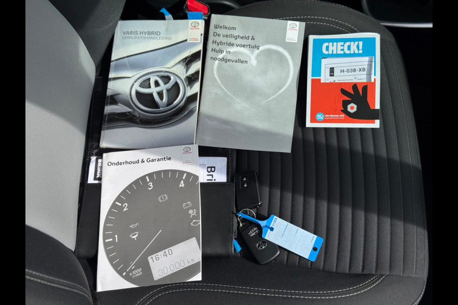 Toyota Yaris 1.5 Hybrid Design Sport 2018 AUT NAVI AIRCO NAP