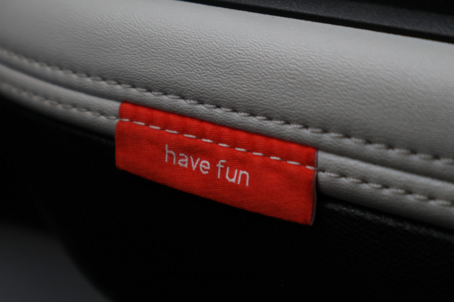 Citroën ë-C3 Max 113pk 44 kWh Leder/Stof, Virtual Cockpit, Climate, Cruise, Camera, Apple Carplay, PDC, 17''