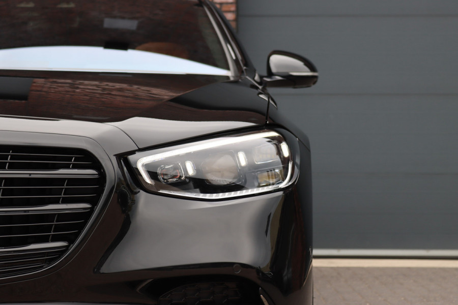 Mercedes-Benz S-Klasse 580 e 4MATIC Lang AMG Line | Airmatic | Distronic+ | Chauffeurspakket | Memory | Stoelventilatie V+A | Burmester | Soft-Close | Digital Light | Vlakkenverwarming | HUD | Zonweringspakket |