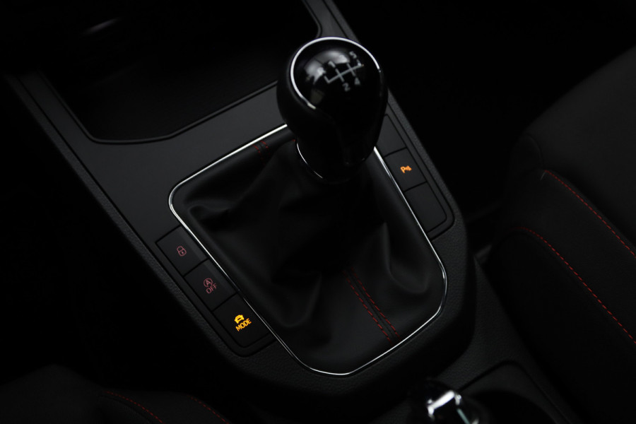 Seat Ibiza 1.0 TSI FR Business Intense, Climate Control, Carplay, Navigatie