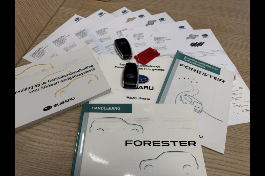 Subaru Forester 2.0 Premium Automaat Trekhaak Clima Cruise Camera Leder Memory Seats Panorama Navigatie
