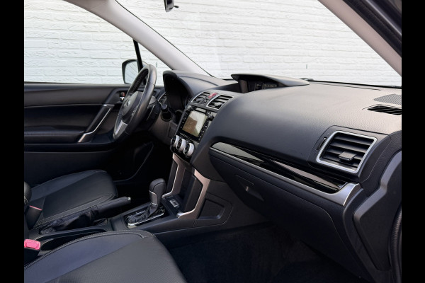 Subaru Forester 2.0 Premium Automaat Trekhaak Clima Cruise Camera Leder Memory Seats Panorama Navigatie