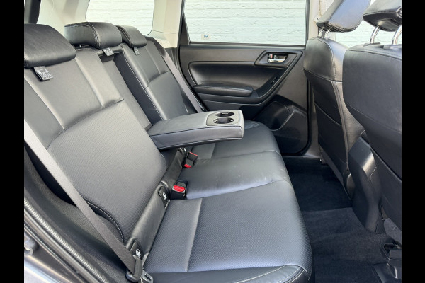 Subaru Forester 2.0 Premium Automaat Trekhaak Clima Cruise Camera Leder Memory Seats Panorama Navigatie