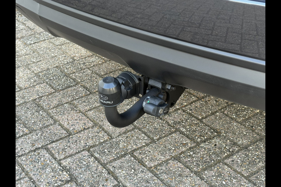 Subaru Forester 2.0 Premium Automaat Trekhaak Clima Cruise Camera Leder Memory Seats Panorama Navigatie