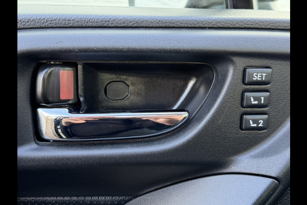 Subaru Forester 2.0 Premium Automaat Trekhaak Clima Cruise Camera Leder Memory Seats Panorama Navigatie
