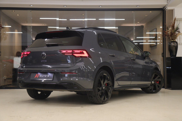 Volkswagen Golf 1.4 eHybrid GTE /PANO/HUD/IQLIGHT/CAM/CARPLAY/MEM/KEYLESS/VOL