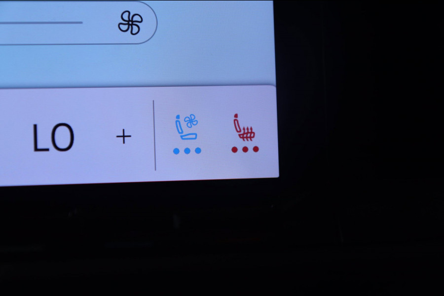 Volkswagen Golf 1.4 eHybrid GTE /PANO/HUD/IQLIGHT/CAM/CARPLAY/MEM/KEYLESS/VOL