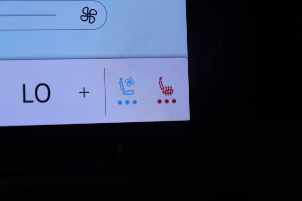 Volkswagen Golf 1.4 eHybrid GTE /PANO/HUD/IQLIGHT/CAM/CARPLAY/MEM/KEYLESS/VOL