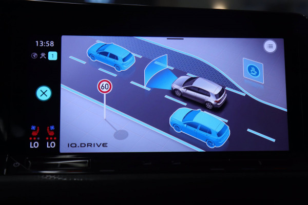 Volkswagen Golf 1.4 eHybrid GTE /PANO/HUD/IQLIGHT/CAM/CARPLAY/MEM/KEYLESS/VOL