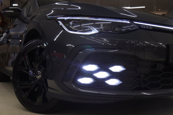 Volkswagen Golf 1.4 eHybrid GTE /PANO/HUD/IQLIGHT/CAM/CARPLAY/MEM/KEYLESS/VOL