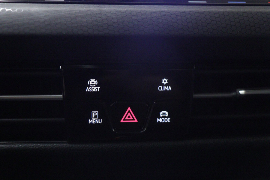 Volkswagen Golf 1.4 eHybrid GTE /PANO/HUD/IQLIGHT/CAM/CARPLAY/MEM/KEYLESS/VOL