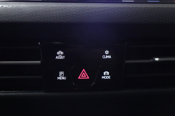 Volkswagen Golf 1.4 eHybrid GTE /PANO/HUD/IQLIGHT/CAM/CARPLAY/MEM/KEYLESS/VOL