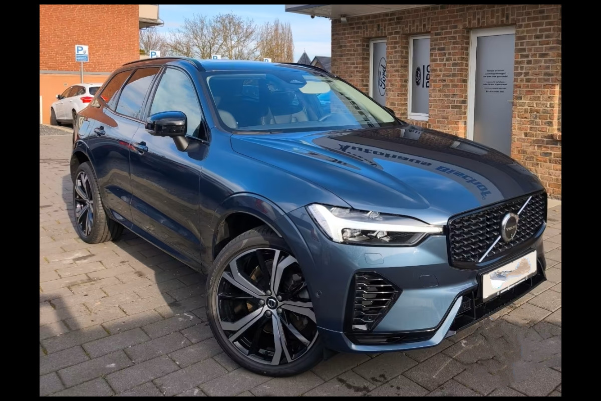 Volvo XC60 2.0 T8 Plug-in hybrid AWD Plus Dark (335kW/455PK) ** PANORAMA, ACC, VERW. ST, 21-inch LMV ** 1e EIG - UNFALLFREI ** ** INFORMEER OOK NAAR ONZE AANTREKKELIJKE FINANCIAL-LEASE TARIEVEN **