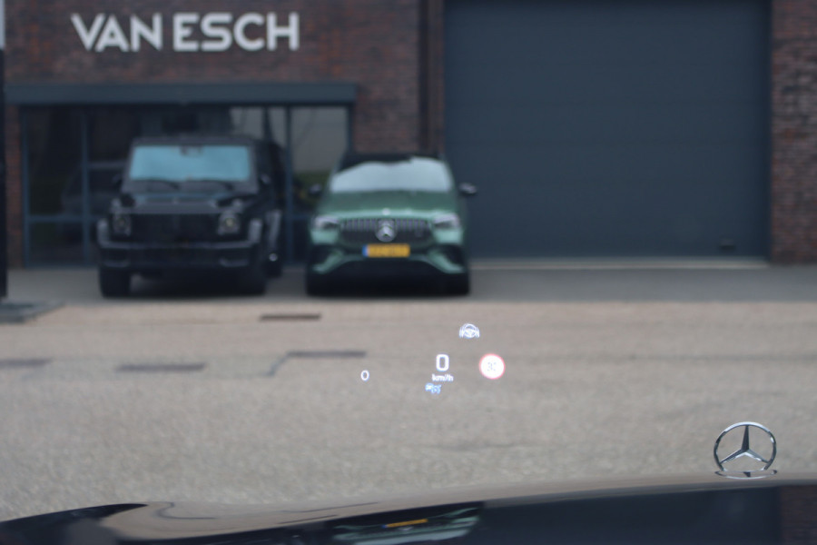 Mercedes-Benz S-Klasse 560 e Lang AMG Line | Luchtvering | Distronic+ | Massage | Stoelventilatie | Panoramadak | Multibeam LED | Soft-Close | Keyless Go | HUD | Apple Carplay |