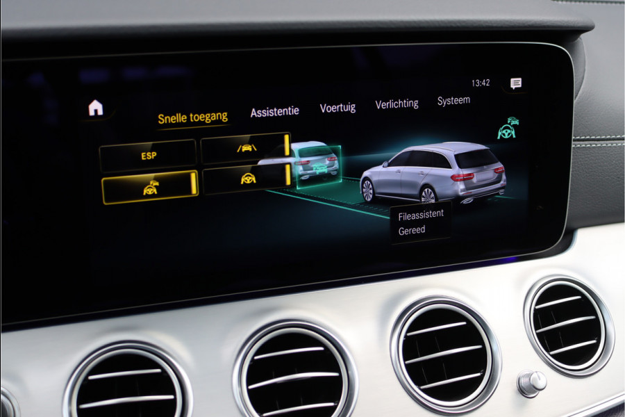 Mercedes-Benz E-Klasse Estate 300 de Premium+ AMG Line | Distronic+ | Panoramadak | Burmester | Memory | Keyless Go | Leder | Rijassistentiepakket+ | High Perf. LED |