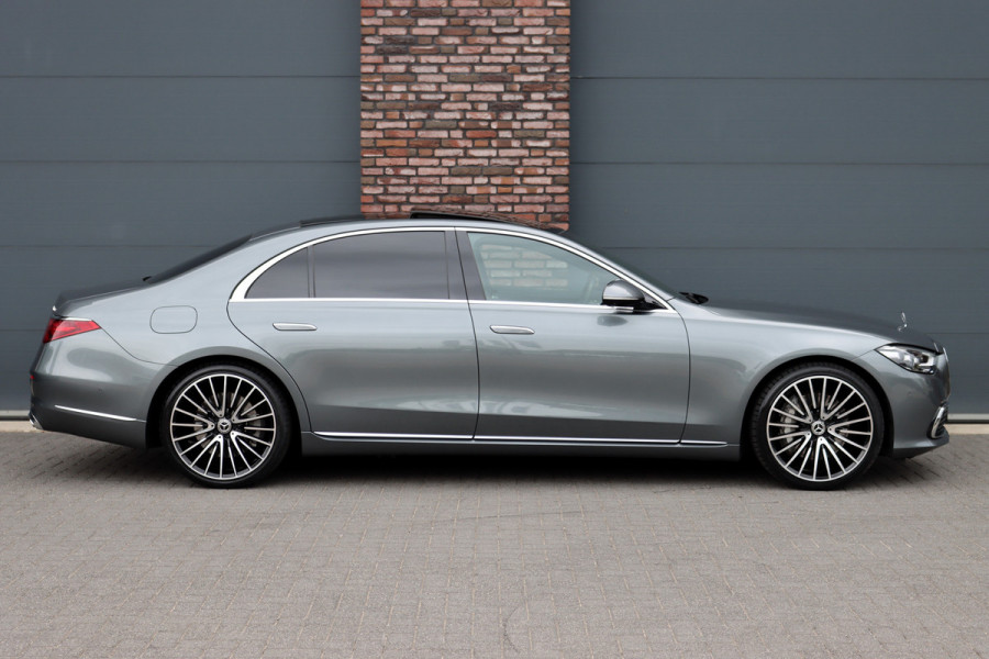 Mercedes-Benz S-Klasse 580 e 4MATIC Lang | Luchtvering | Achterasbesturing | Distronic+ | Chauffeurspakket | Stoelventilatie | Massage | Stoelventilatie V+A | HUD | Exclusiefpakket | Zonweringpakket | Vlakkenverwarming |