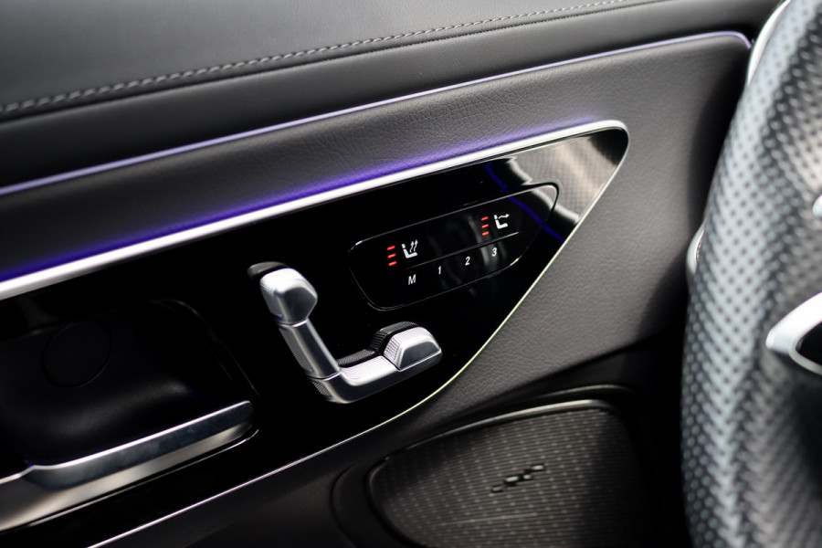 Mercedes-Benz CLE Cabriolet 200 AMG Line | Memory | Distronic | Airscarf | Verwarmd Stuurwiel | Camera | Keyless Go | Dodehoekassistent | Stoelverwarming | Nightpakket |