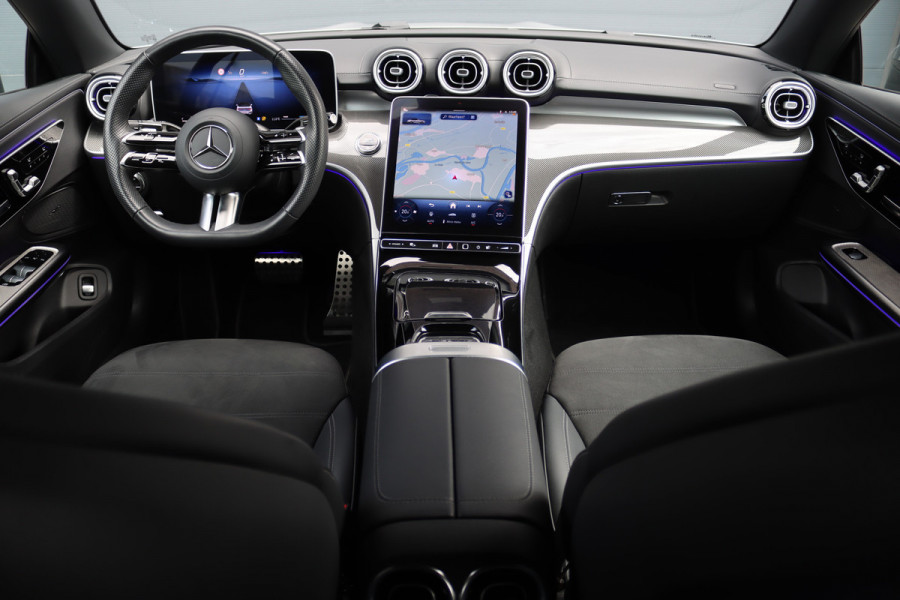 Mercedes-Benz CLE Cabriolet 200 AMG Line | Memory | Distronic | Airscarf | Verwarmd Stuurwiel | Camera | Keyless Go | Dodehoekassistent | Stoelverwarming | Nightpakket |