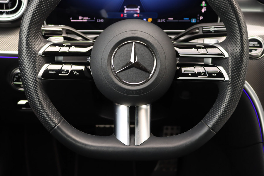 Mercedes-Benz CLE Cabriolet 200 AMG Line | Memory | Distronic | Airscarf | Verwarmd Stuurwiel | Camera | Keyless Go | Dodehoekassistent | Stoelverwarming | Nightpakket |