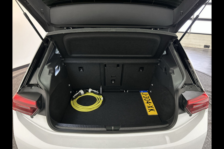 Volkswagen ID.3 First Plus 58 kWh