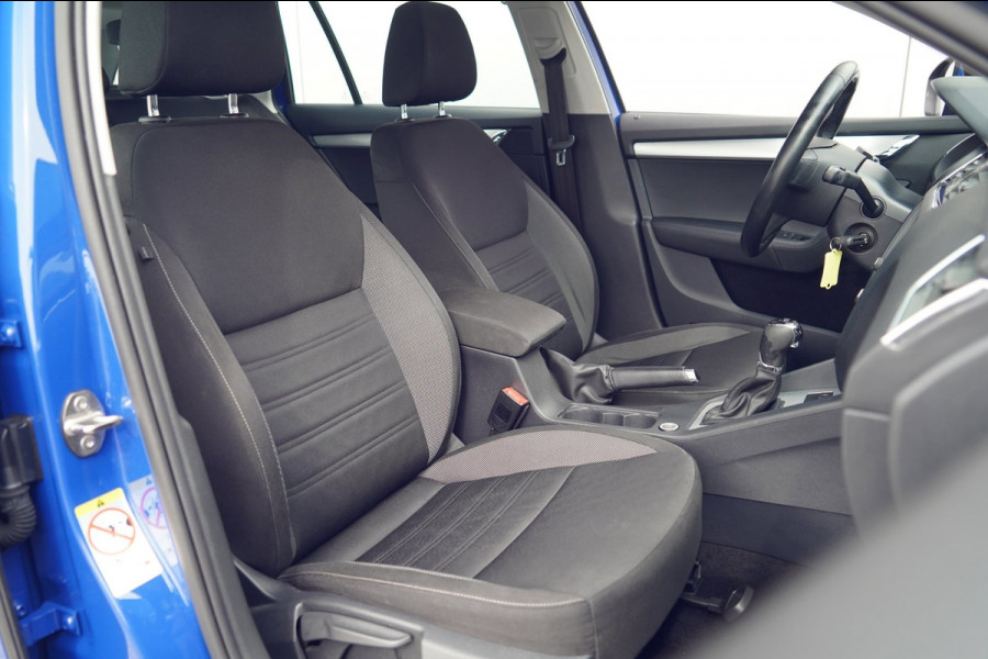 Škoda Octavia Combi 1.0 TSI Greentech Ambition Business / NL-Auto / Trekhaak / Facelift / Navi / Stoelverw.