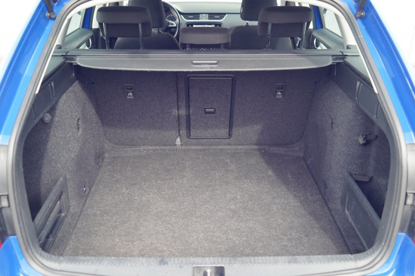 Škoda Octavia Combi 1.0 TSI Greentech Ambition Business / NL-Auto / Trekhaak / Facelift / Navi / Stoelverw.