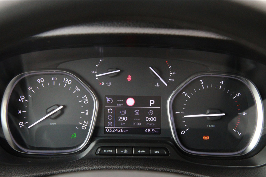 Peugeot Expert 2.0 BlueHDI 180PK automaat / DC 6 prs / Trekhaak / Camera / Dubbel Cabine