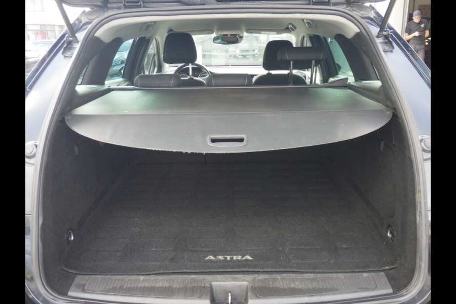 Opel Astra Sports Tourer 1.2 Edition, Trekhaak, Camera, Carplay, Cruise!
