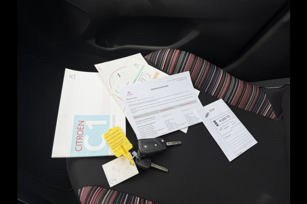 Citroën C1 1.0 VTi 68 PK | Airscape Shine | 49.000 km! | Elektrisch Vouwdak | Apple Carplay/Android Auto | *Wordt verwacht*