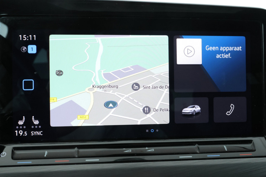 Volkswagen Golf 1.5 eTSI R-Line Panorama, Automaat, Stoel/stuurverwarming