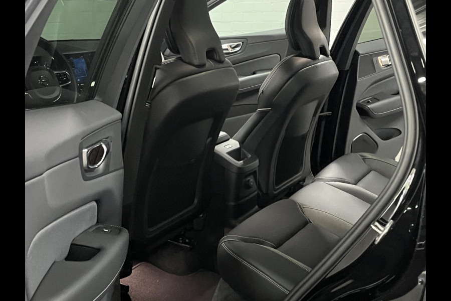 Volvo XC60 2.0 T6 Plug-in hybrid AWD Plus Dark Long range | Trekhaak | Open dak | Adapt. cruise | Stuur-/stoelverwarming | Memory | Harman/Kardon