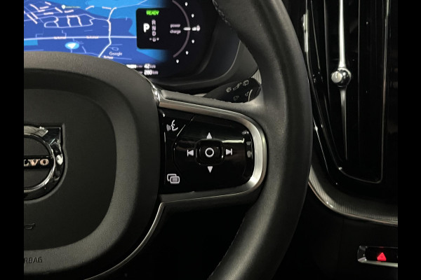 Volvo XC60 2.0 T6 Plug-in hybrid AWD Plus Dark Long range | Trekhaak | Open dak | Adapt. cruise | Stuur-/stoelverwarming | Memory | Harman/Kardon