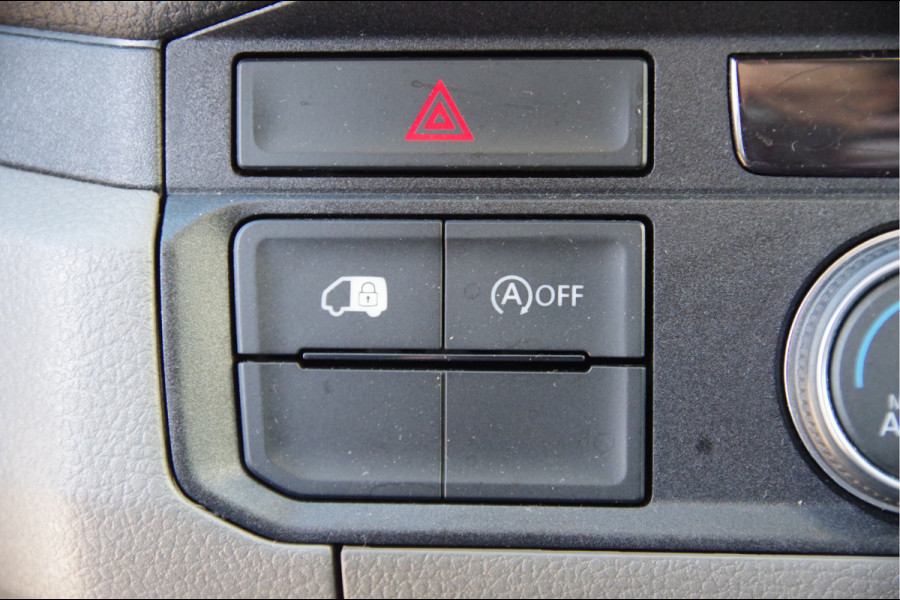 Volkswagen Crafter 35 2.0 TDI L3H2(L2H1) 177PK AUT. 3-ZITS, LED, CAMERA, STANDKACHEL, NAVI, CRUISE, AIRCO, MF STUURWIEL, PARKEERSENSOREN