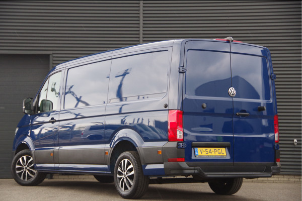 Volkswagen Crafter 35 2.0 TDI L3H2(L2H1) 177PK AUT. 3-ZITS, LED, CAMERA, STANDKACHEL, NAVI, CRUISE, AIRCO, MF STUURWIEL, PARKEERSENSOREN