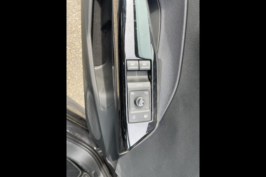 Volkswagen ID.3 Pro Edition 58 kWh 92% SOH | MEGA COMPLEET! | ADAPTIVE CRUISE | STOELVERWARMING | PANORAMADAK | 360 CAMERA | DODE HOEK SENSOR