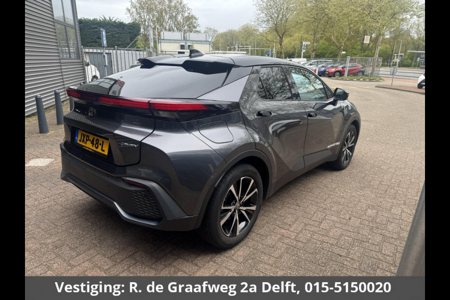 Toyota C-HR 2.0 Plug-in Hybrid 220 Dynamic | Stuur-/ & Stoelverwarming | Dodehoek detectie | Elektrische kofferbak | Parkeersensoren