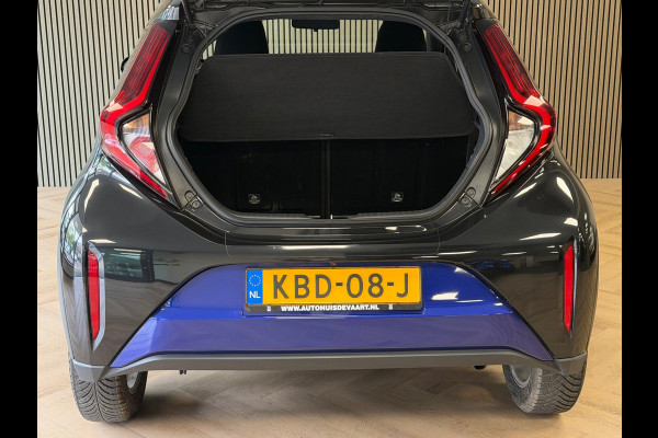 Toyota Aygo X 1.0 VVT-i S-CVT Envy AUT. AIRCO CAMERA BLUETOOTH STOELVERWARMING START/STOP CRUISE LANE-ASSIST