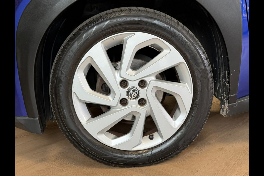 Toyota Aygo X 1.0 VVT-i S-CVT Envy AUT. AIRCO CAMERA BLUETOOTH STOELVERWARMING START/STOP CRUISE LANE-ASSIST