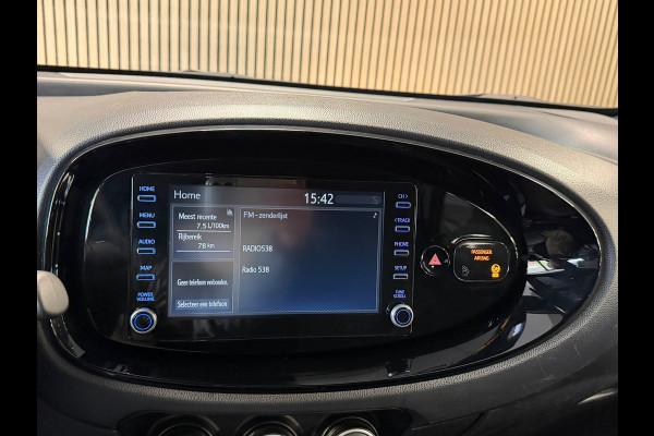 Toyota Aygo X 1.0 VVT-i S-CVT Envy AUT. AIRCO CAMERA BLUETOOTH STOELVERWARMING START/STOP CRUISE LANE-ASSIST