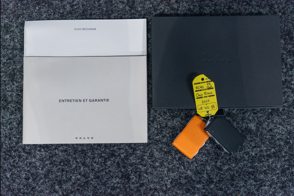 Volvo XC40 T5 Aut. Plug-in Hybrid Ultimate Bright Leder Parkeercamera 262pk